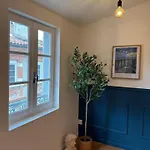 Le Louvre Baragnon *