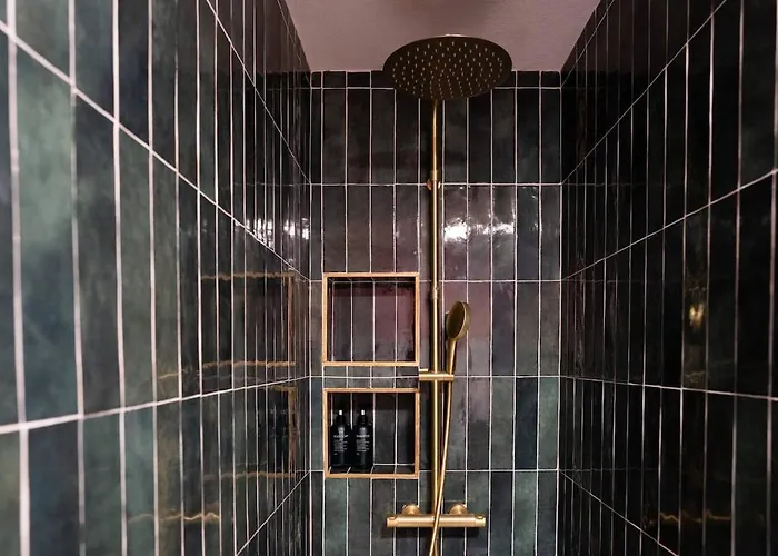 Le Louvre Baragnon * Toulouse